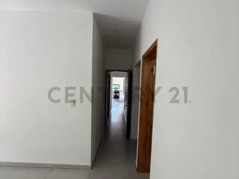 severo del castillo 100, Piso 0