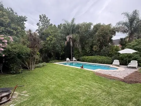 Casa 6 ambientes con 3 baños