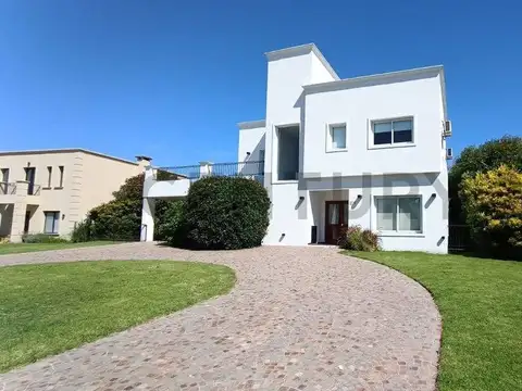 ALQUILER ANUAL 4 AMB AMUEBLADA HARAS SANTA MARIA