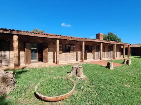 VENTA CASA 3 DORMITORIOS A REFACCIONAR, LA PLATA
