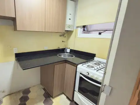 Departamento en Alquiler en Colegiales, $ 600.000