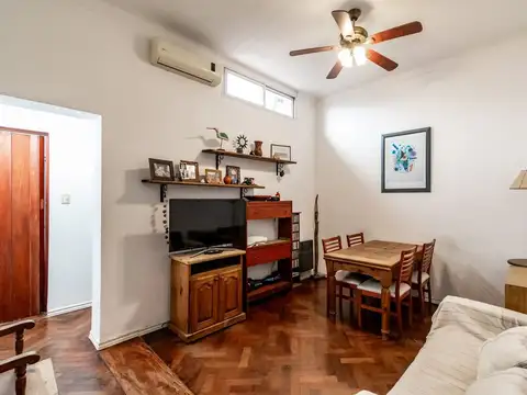 Depto Tipo Casa en Venta 45 años