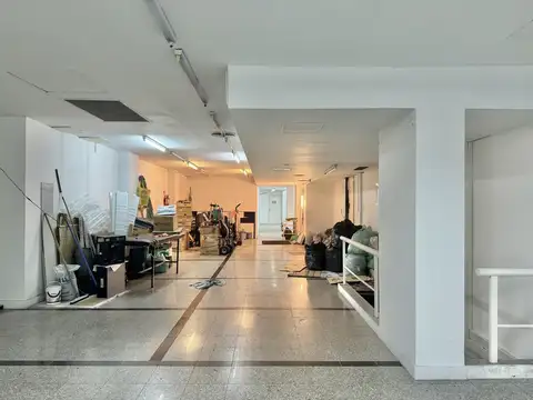 Local en Venta 40 años
