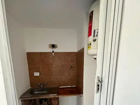 Oficina en Alquiler en Moreno, $ 350.000