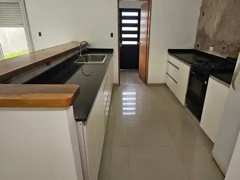 Casa en Venta en Bahía Blanca, USD 74.000