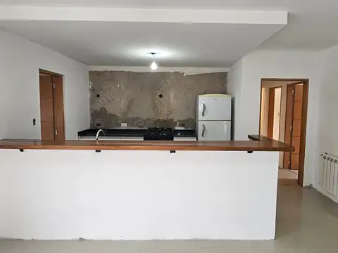 Casa 5 ambientes con 1 baño