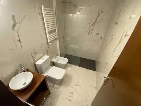 Departamento 4 ambientes con 2 baños