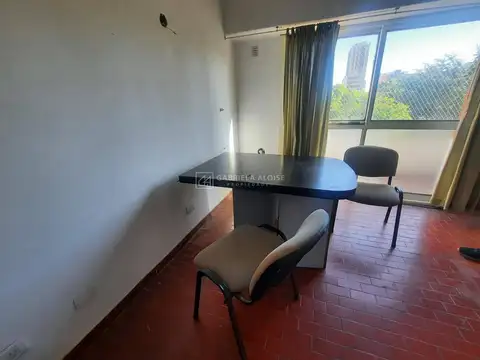 J. B. Alberdi 4700, Piso 2