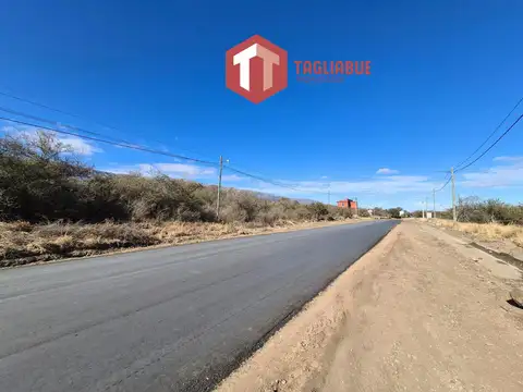 VENDE - TERRENO EN ESQUINA, LA ARBOLADA