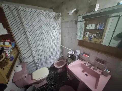 Avenida Hipolito Yrigoyen 2200