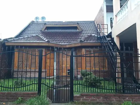 Juan Cruz Varela 4100