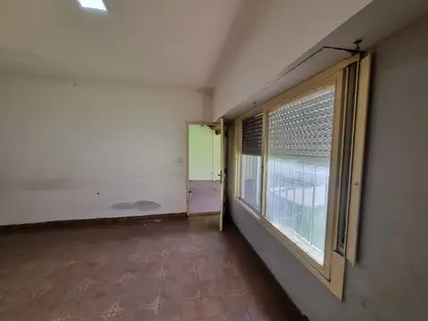 Casa en Venta en Temperley, USD 79.900