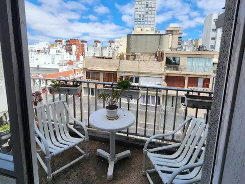Piso de 5 ambientes en pleno centro de Mar del Plata