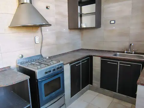 samuel spiro 5700, Piso 1