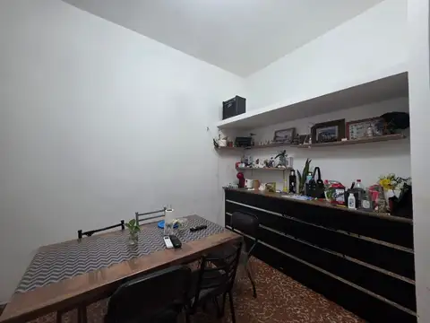 Casa 5 ambientes con 1 baño