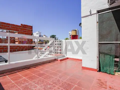 Depto Tipo Casa en Venta 48 años