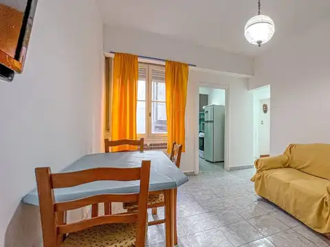 ALQUILER Departamento 2 ambientes en el Centro 