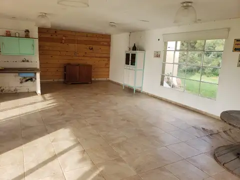 Casa en Alquiler en Carlos Keen, USD 1.200