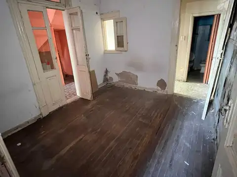 Depto Tipo Casa en Venta 40 años