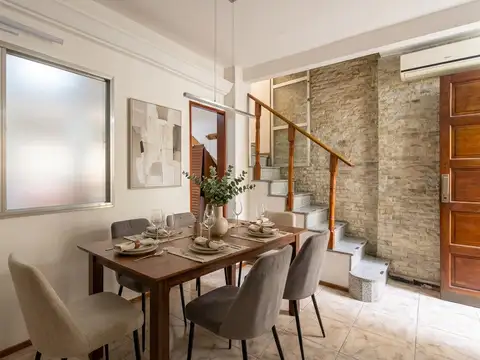 Depto Tipo Casa 5 ambientes con 2 baños