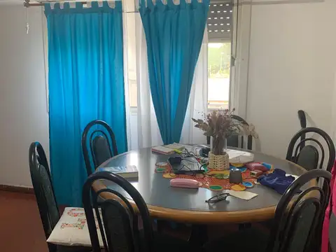 Av. Olivera 1000, Piso 2