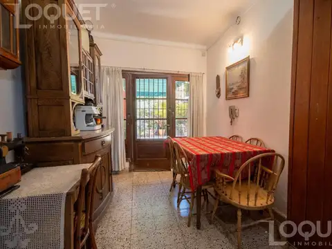 Casa 7 ambientes con 3 baños