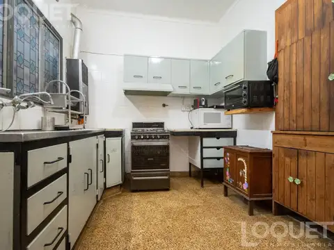 Casa 7 ambientes con 3 baños