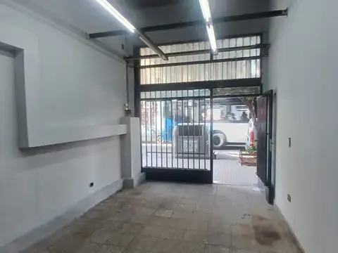 Local en Alquiler en Vélez Sarsfield, $ 690.000
