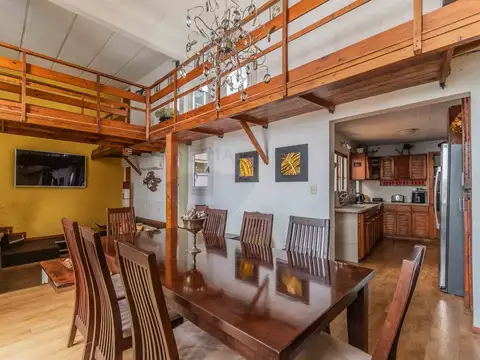 Casa en Venta con 1 cochera