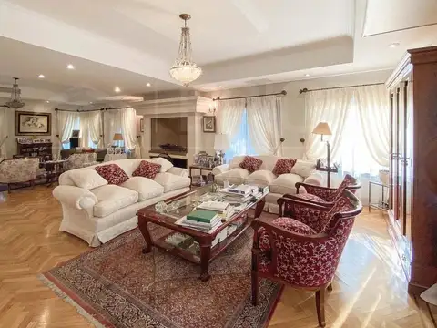 Casa en Venta de 5 dormitorios