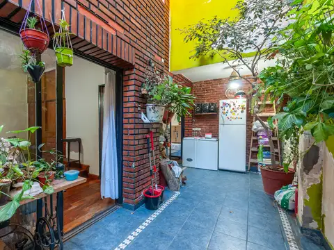 Depto Tipo Casa 4 ambientes con 2 baños