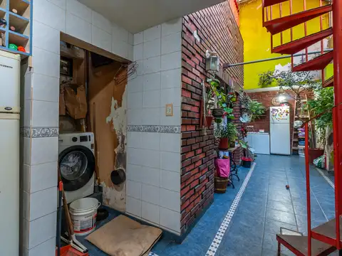 Depto Tipo Casa en Venta en Almagro, USD 135.000