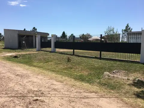 Santa Elena (Entre San Vicente y Calle N°2)