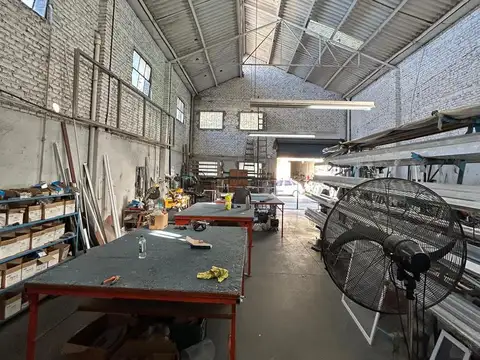 GALPON CON OPCION LOCAL