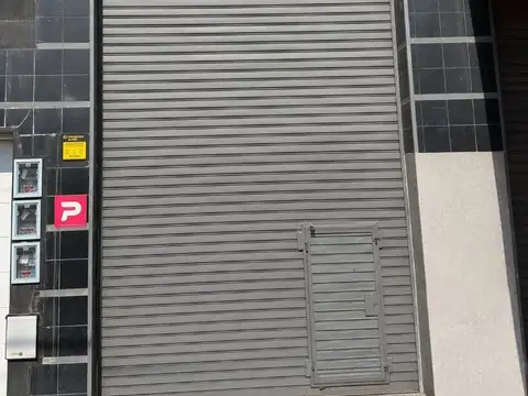 Local Comercial en Alquiler Sobre R. Balbin Merlo