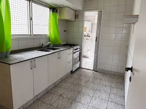 Departamento 3 ambientes con 2 baños