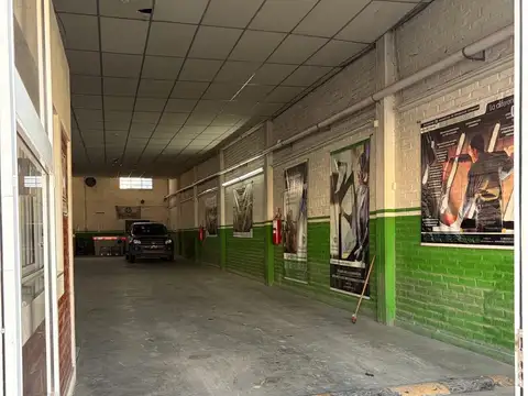 Galpon en Alquiler en Neuquén, USD 7.000.000