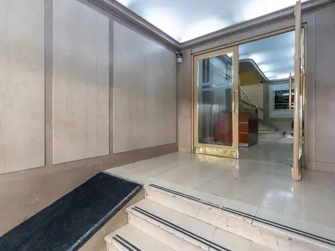 Oficina en Venta 67 años