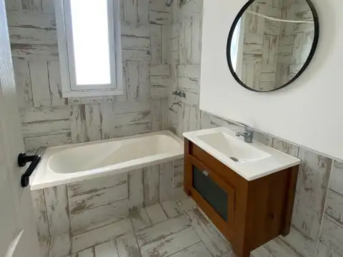 CASA EN VENTA EN EL ENSUEÑO INGENIERO MASCHWITZ 4 AMBIENTES CON GALERIA Y PARRILLA