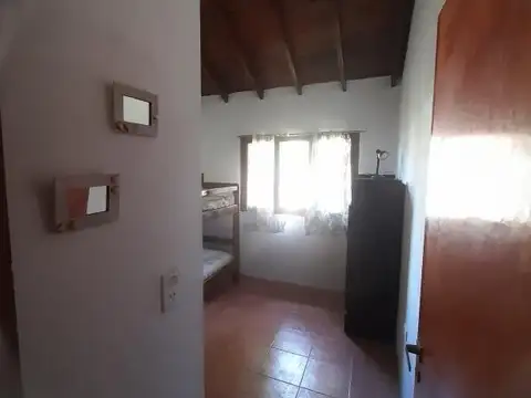 Casa en venta - 3 Dormitorios 1 Baño - 250Mts2 - Costa Chica, Las Toninas
