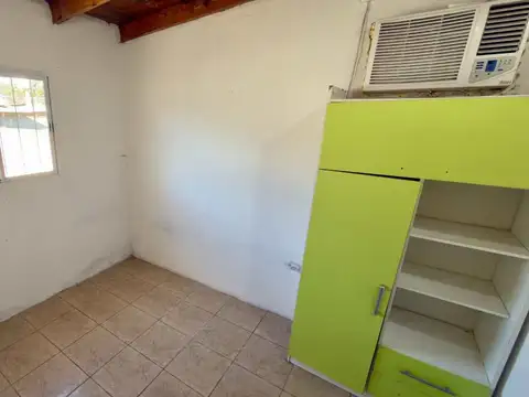 Casa en Venta con 4 cocheras