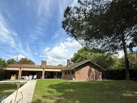 Casa Chalet  en Venta en El Talar, Tigre, G.B.A. Zona Norte