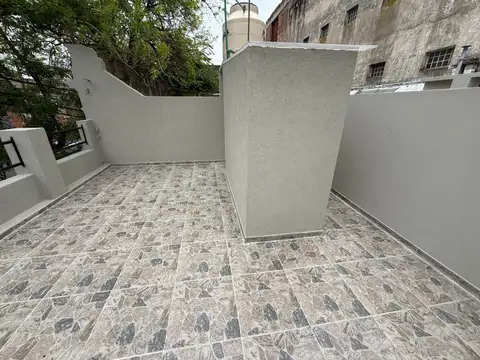 Depto Tipo Casa en Alquiler de 1 dormitorio