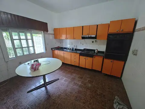 Casa en Venta en Isidro Casanova, USD 89.800