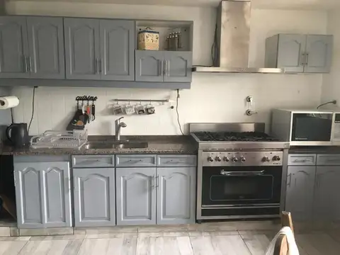 Casa 6 ambientes con 3 baños