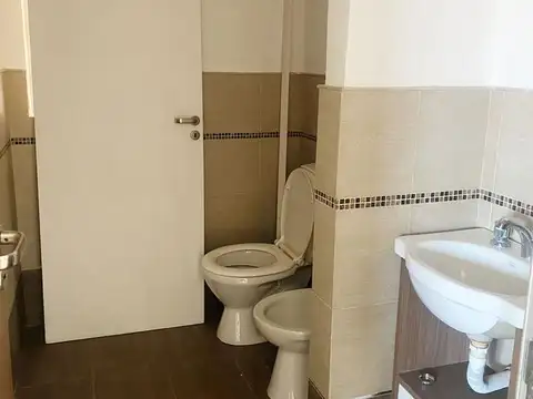 Local en Venta en San Lorenzo, USD 100.000