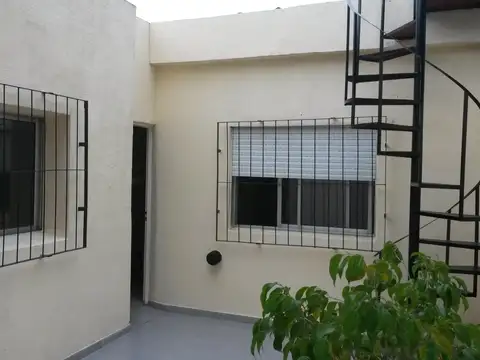 DUEÑO ALQUILA - PH 3 ambientes con patio y terraza SIN EXPENSAS - UNICO!