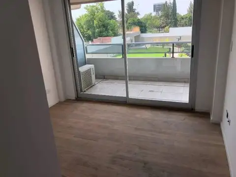 DEPARTAMENTO 2 AMBIENTES CON COCHERA