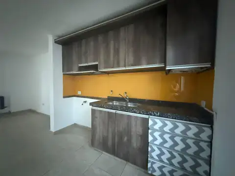 Departamento en Alquiler en Arguello, $ 680.000