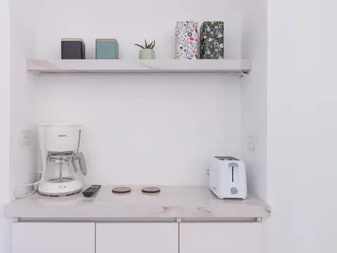 Alquiler Temporario en Retiro. Departamento de 4 Ambientes. Hasta 5 huéspedes.